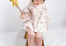 Load image into Gallery viewer, Floral Ruffled Blouse