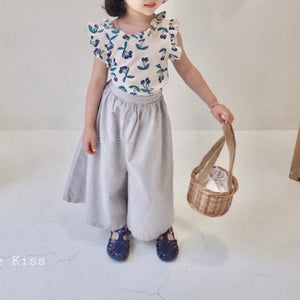 Cherry top + wide pants