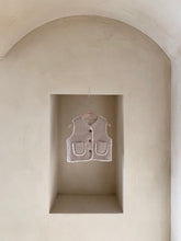 Load image into Gallery viewer, Brown and Ivoy Warm Vest