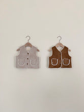 Load image into Gallery viewer, Brown and Ivoy Warm Vest