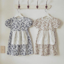 Load image into Gallery viewer, Classic apron dress