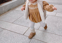 Load image into Gallery viewer, Brown and Ivoy Warm Vest