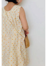 Load image into Gallery viewer, Orange dots sleeveless dress