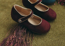 Load image into Gallery viewer, Red Velvet Flat Shoes