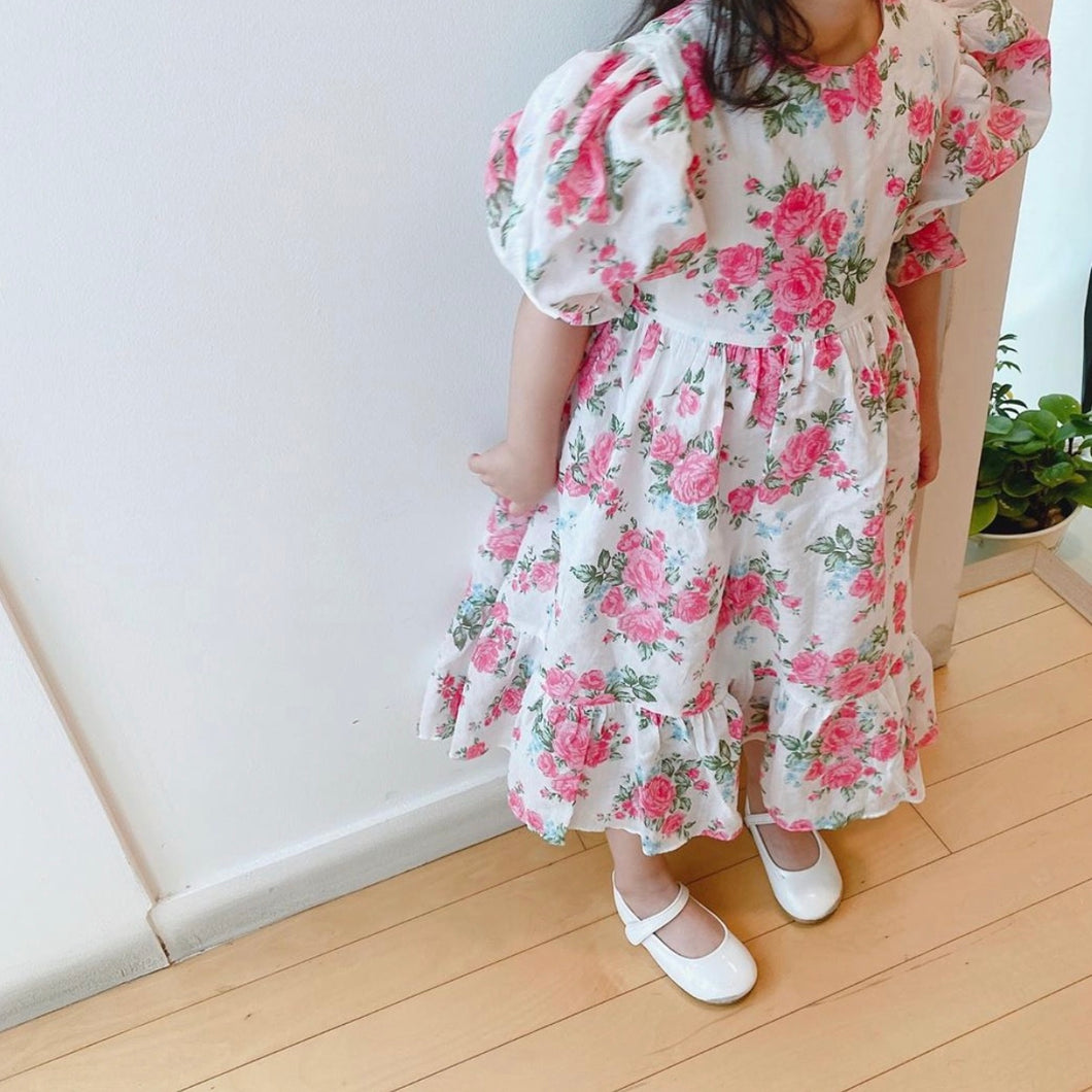 Floral puffy dress