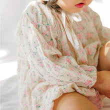 Load image into Gallery viewer, Print flower babysuit