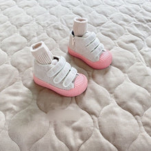 Load image into Gallery viewer, 779 pink sneakers