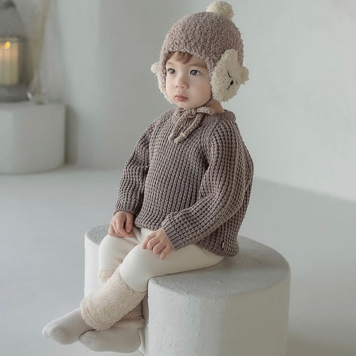 Top pants and hat set