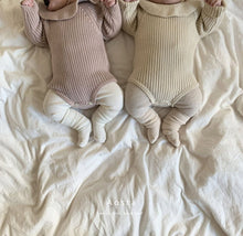 Load image into Gallery viewer, Knit frill bodysuit