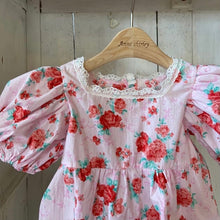 Load image into Gallery viewer, Red flower babysuit